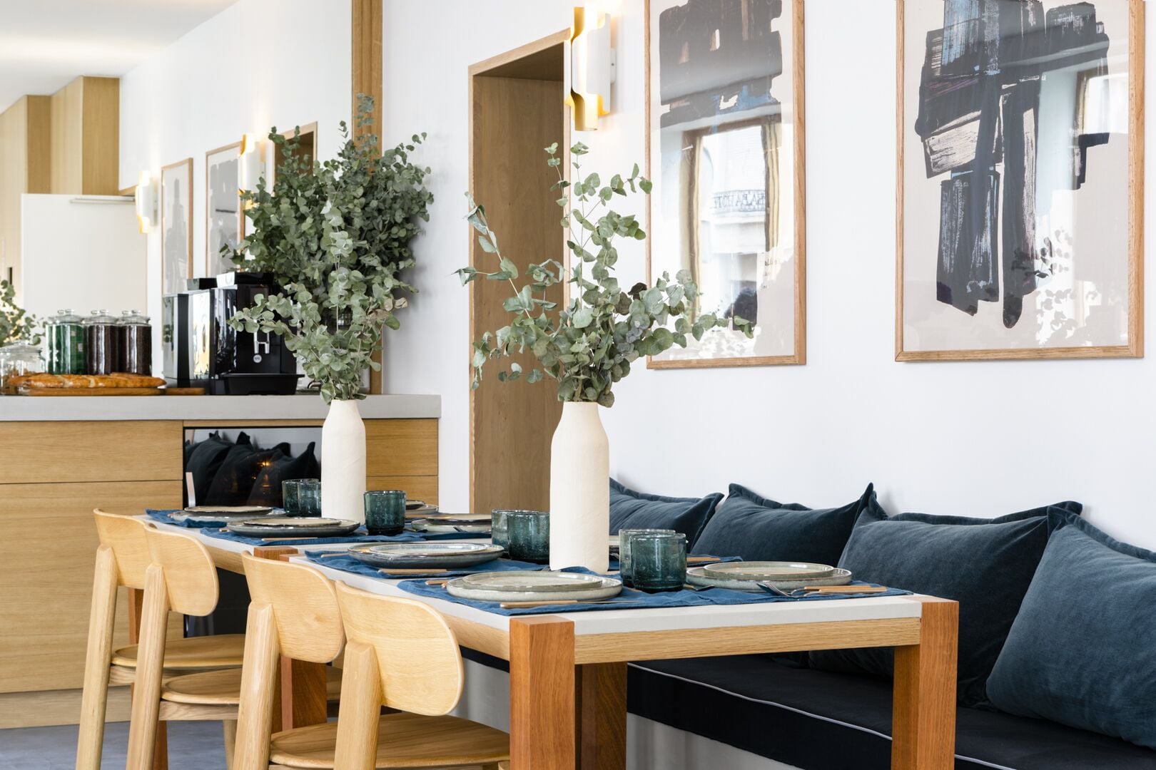 Petit déjeuner continental (10 EUR par personne)