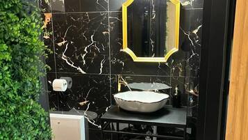 Exclusieve studio suite | Badkamer