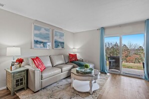 Smart TV, fireplace, video games