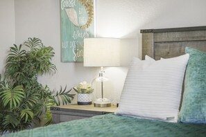 4 bedrooms, iron/ironing board, travel cot, free WiFi