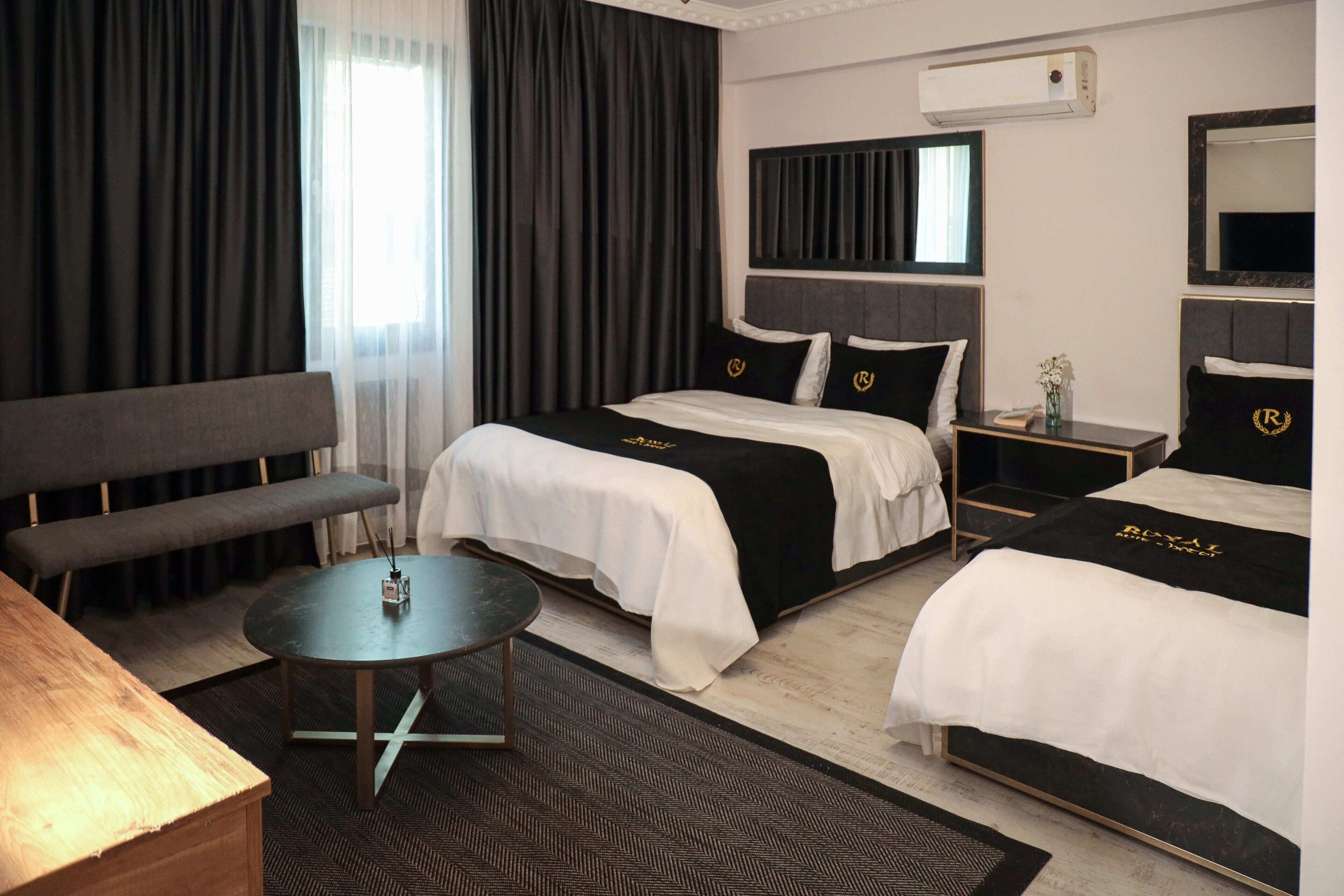 Deluxe Family Room | Egyptian cotton sheets, premium bedding, down comforters, minibar