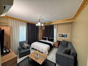 Deluxe Triple Room | Roupas de cama de algodão egípcio, roupas de cama premium