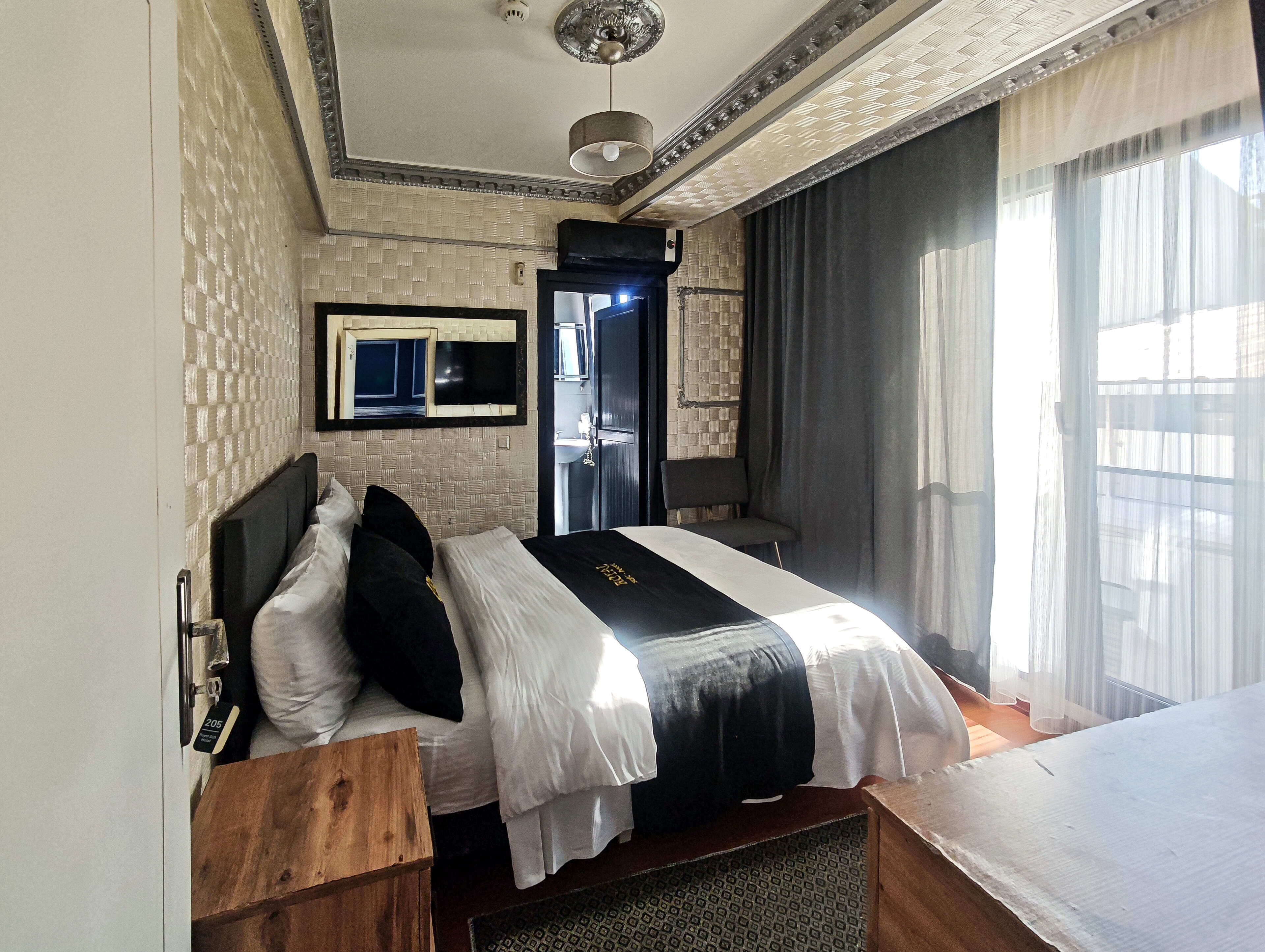 Deluxe Double Room | Sábanas de algodón egipcio, ropa de cama de alta calidad y edredón 