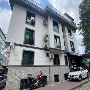 Exterior - Royal Hotel (Istanbul)