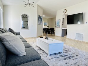 Smart TV, tavolo da ping pong