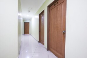 Hallway - Hotel Pritty (Kuala Lumpur)