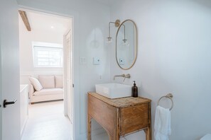 Haartrockner, Seife, Shampoo