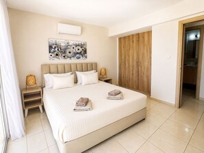 1 bedroom, iron/ironing board, free Internet, bed sheets