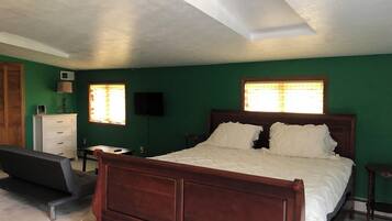 4 habitaciones, escritorio, wifi y ropa de cama