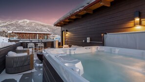 Bañera de hidromasaje exterior