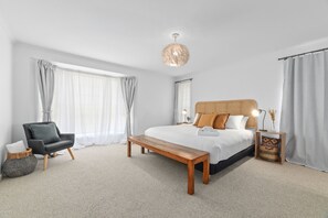 3 bedrooms, iron/ironing board, travel cot, free WiFi