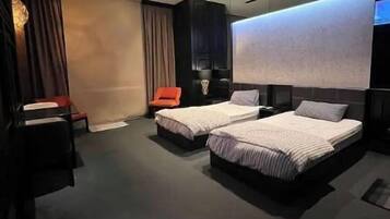 3 間睡房、熨斗/熨衫板、免費 Wi-Fi、床單