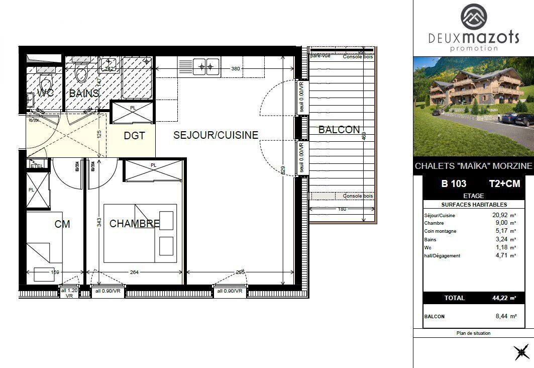 Planta baixa de um hotel, com quartos identificados, incluindo varanda, área de refeições e sala de estar.