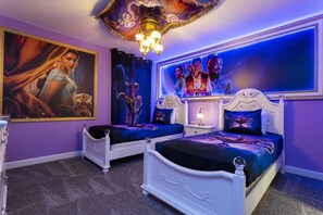 9 bedrooms, in-room safe, desk, iron/ironing board