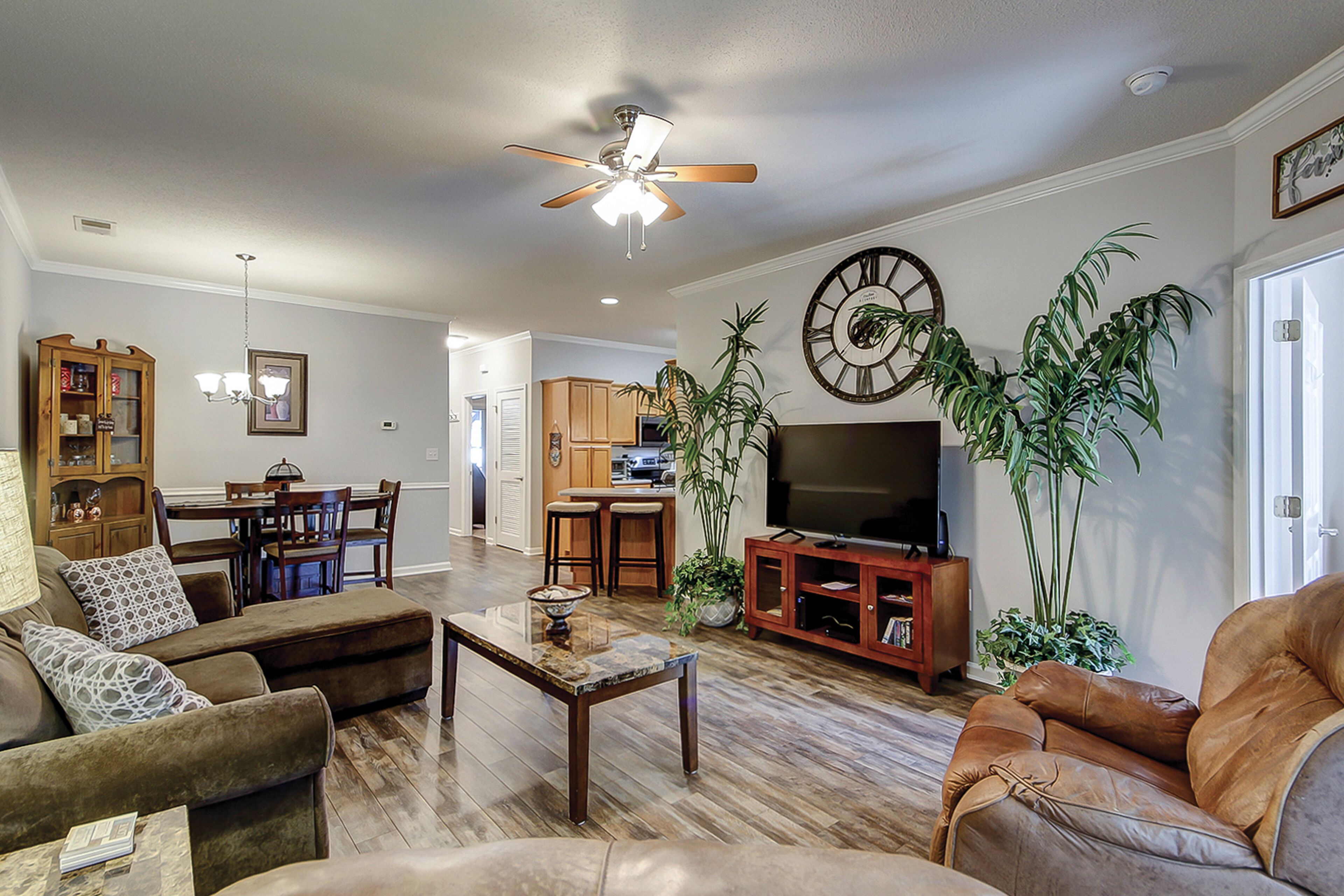 Serene ground-floor condo in great location - dog-friendly