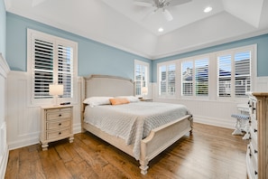 5 bedrooms, internet, bed sheets