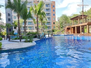 Outdoor pool - The Title Naiyang Residence (Sa Khu)