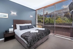1 chambre, bureau, fer et planche Ă repasser, Wi-Fi