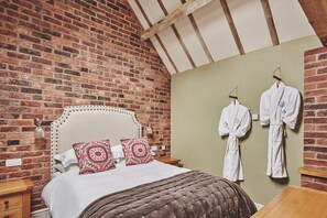1 bedroom, iron/ironing board, WiFi