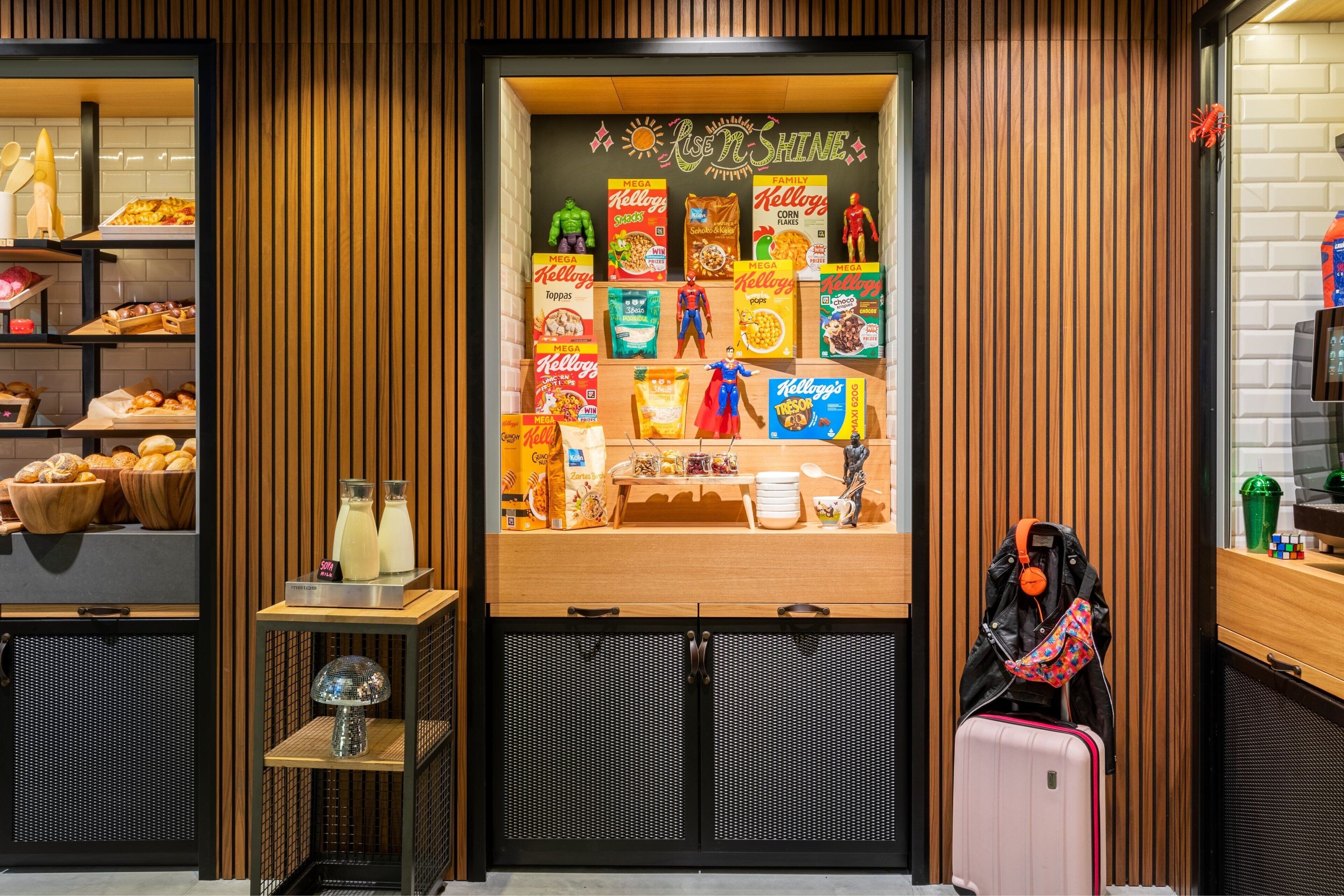 daily continental breakfast (eur 18 per person)