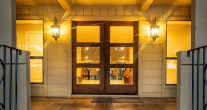 Mustang Meadows: Luxury Texas Hill Country Retreat