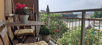 Apartment Verona with river view Appartamento Adige IT023091C2QTE3DV38
