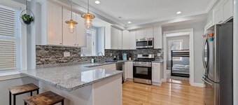 Modern/Luxury | Steps from Zoo & Golf Course