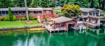 Serene lakehouse with hot tub, kayaks, dock, fireplace, & washer/dryer