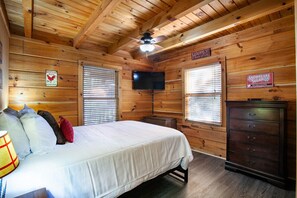 3 soveværelser, skrivebord, strygejern/strygebræt, gratis Wi-Fi