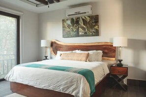 2 bedrooms, WiFi, bed sheets - Luxurious 2 BR Tulum Penthouse with Infinity Pool (Tulum)