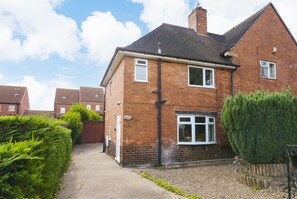 Front of property - Alderton House (Nottingham)