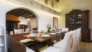Dining - Villa Le Logge 12, Emma Villas (Todi)