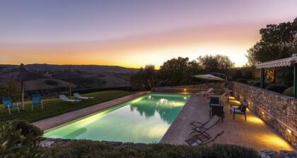 Villa Le Logge 12, Emma Villas