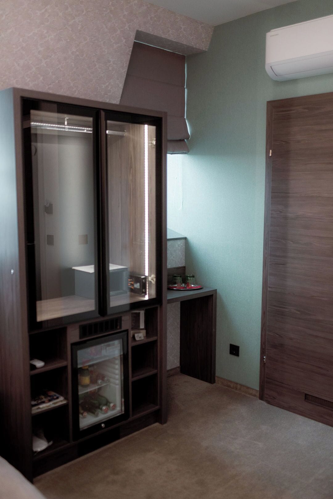 comfort twin room | premium bedding, down duvets, minibar, in-room safe