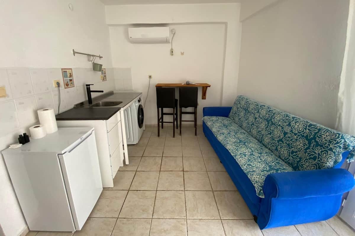Deluxe Apartment, Multiple Beds, Smoking, Sea View