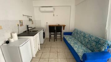 Deluxe Apartment, Multiple Beds, Smoking, Sea View