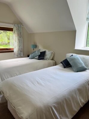 3 bedrooms, iron/ironing board, travel crib, WiFi