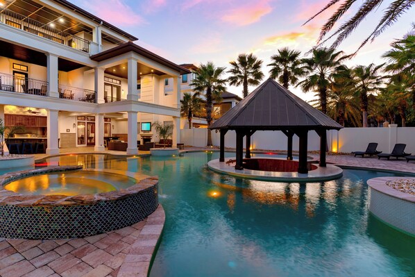 Een verwarmd zwembad