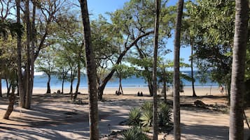 Vlak bij het strand