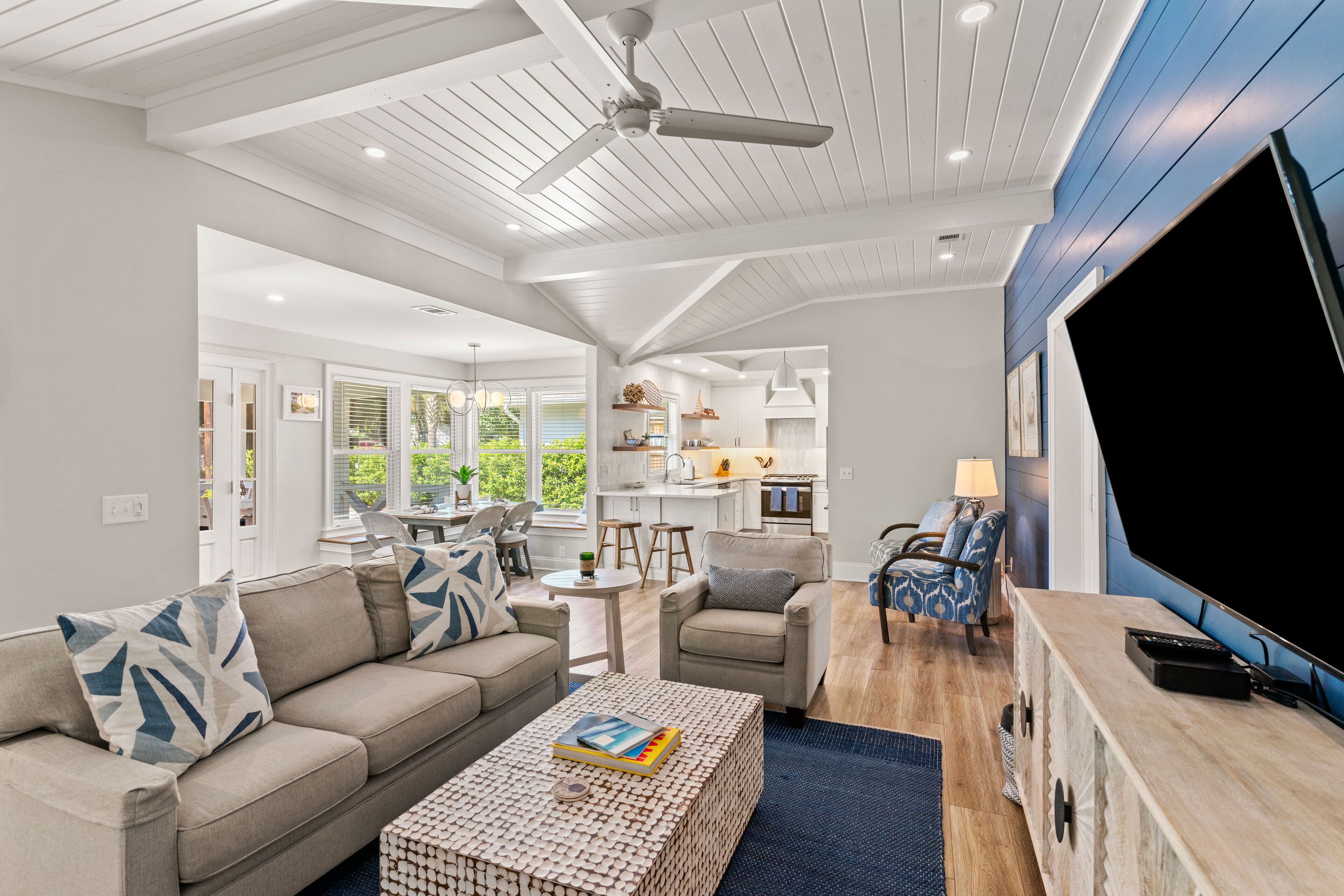 スマートテレビ、書斎 / ワークスペース