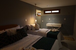Standard-Dreibettzimmer | Hochwertige Bettwaren, Minibar, schallisolierte Zimmer, kostenloses WLAN