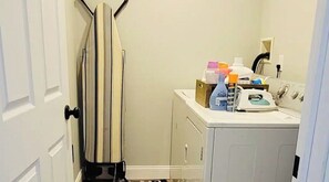 Combined shower/tub, hair dryer, bidet, towels