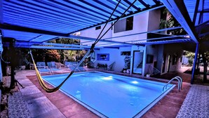 Outdoor pool - Orange Tree House (Valladolid)
