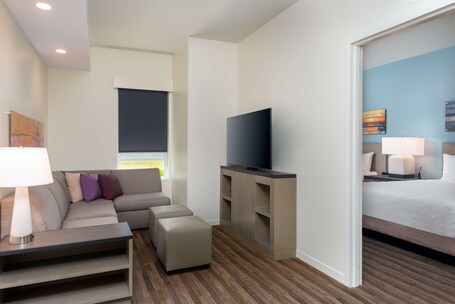 Hyatt House Orlando Airport - Image 52