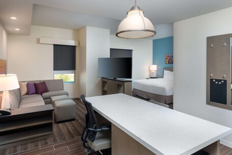 Hyatt House Orlando Airport - Image 39