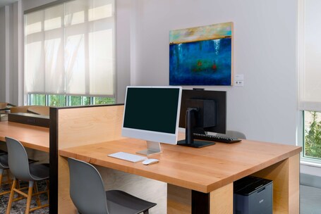 Hyatt House Orlando Airport - Image 23