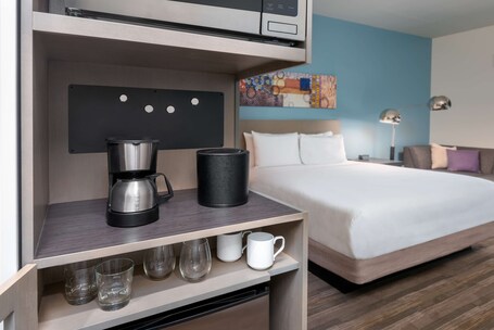 Hyatt House Orlando Airport - Image 11