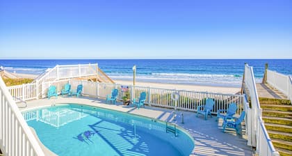 Oceanfront duplex with a pool, beach access, washer/dryer & central AC