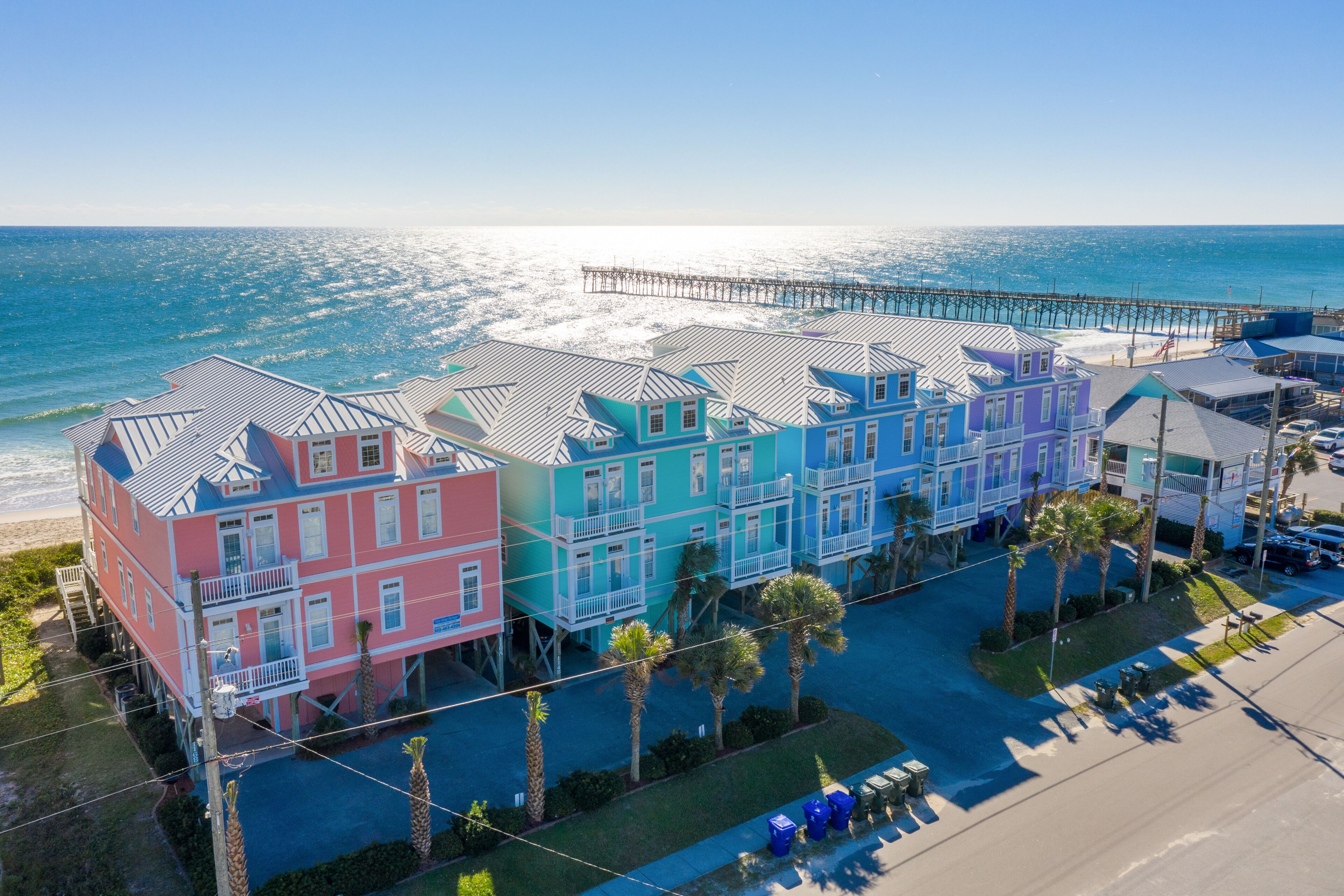 Oceanfront duplex with a pool, beach access, washer/dryer & central AC