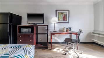 Individually decorated, individually furnished, desk, free WiFi